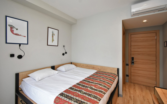 Andor Hotel