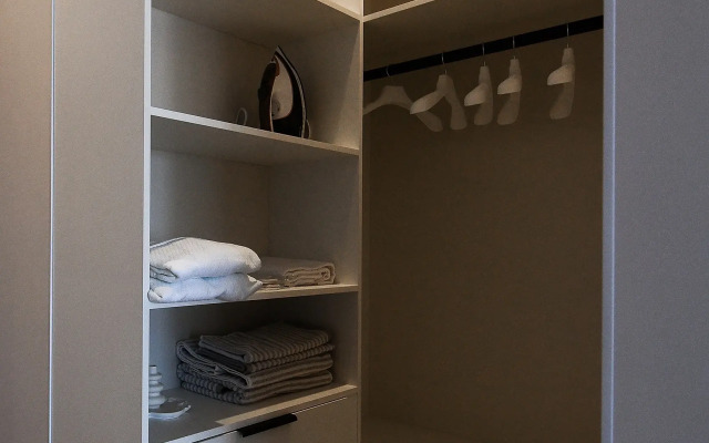 Na Ulitse Griboyedova 46a Flat