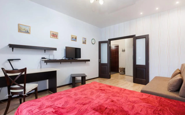 Квартира на Ул Семьи Шамшеных 24к2