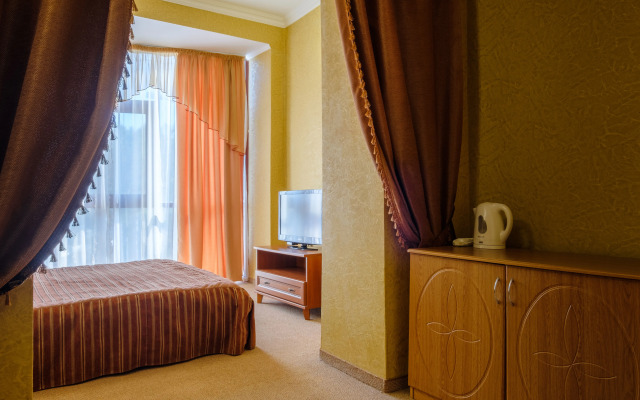 Отель Феодосия