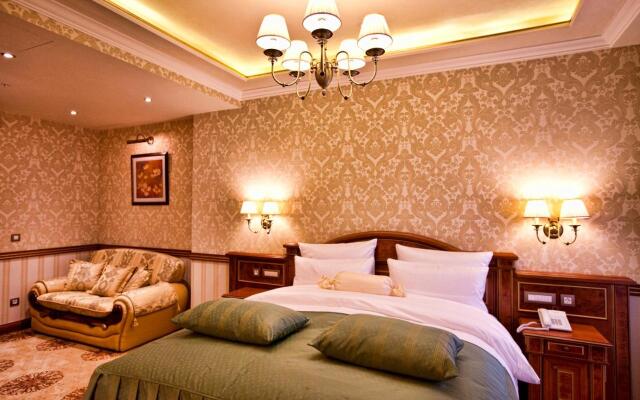 Multi Grand Pharaon Hotel