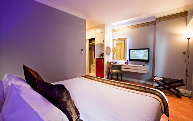 C&N Hotel