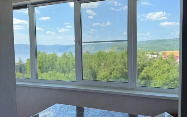 Baykalskaya Chayka Flat