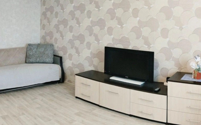 Квартира на Емлютина 12