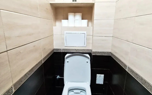 Trekhkomnatnaya Na Yessentukskoy Flat