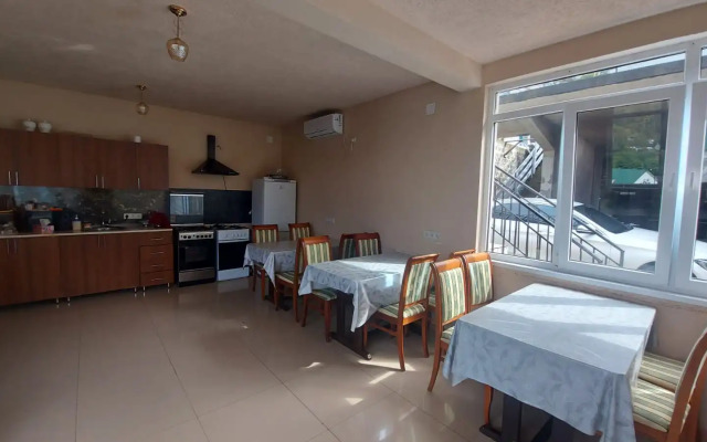 Solnechny Plyazh Guest House