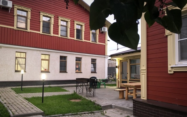 Tsaredvorye Guest House