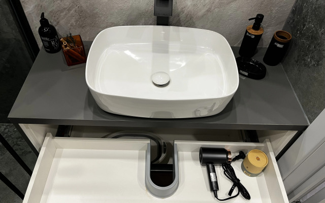 Studiya V Zhk Flora S Dizaynerskim Remontom Flat