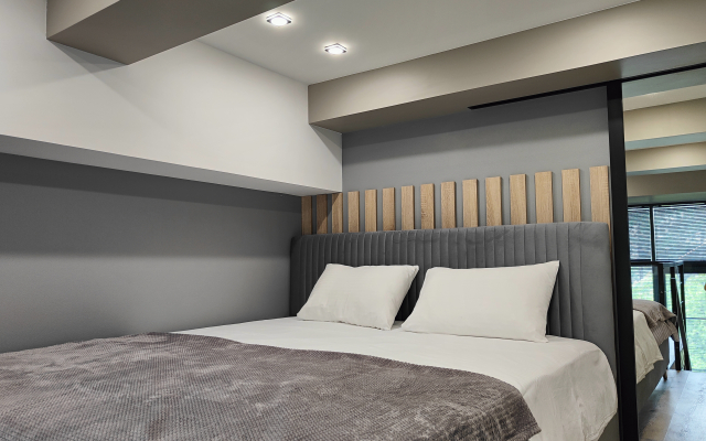 Апартаменты Дизайнерская двухуровневая студия