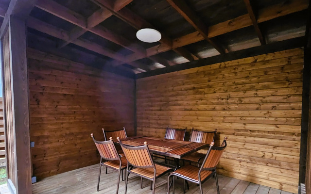 Частный дом большой