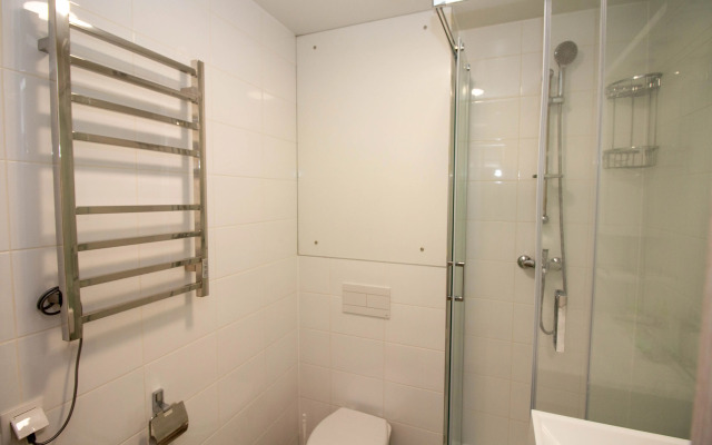 Uyutnaya Studiya V Novom Dome Apartments