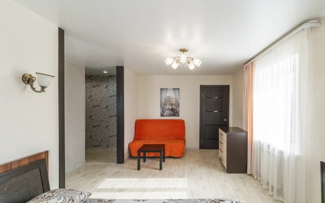 Na Irtyshskoy Naberezhnoy Flat