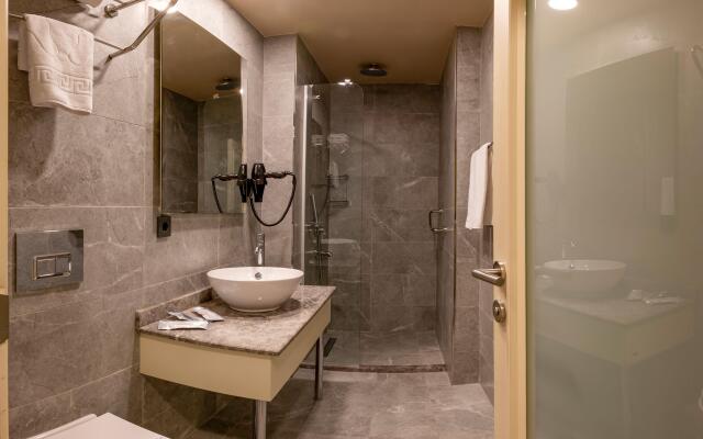 Ramada by Wyndham Istanbul Pera Hotel