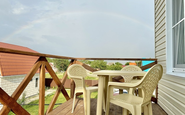 38 Popugaev Guest House