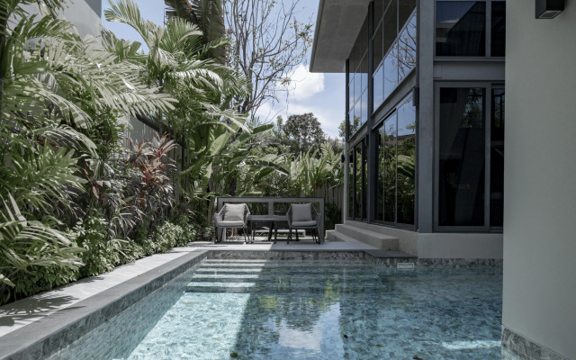 Modern Luxury Loft Riverhouse Villa