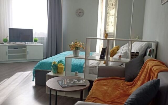 Na Savushkina 6/7 Flat