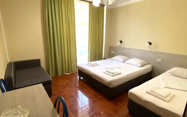 Отель Riviera Grand