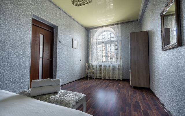 Na Nezavisimosti Okolo Tsuma Apartments