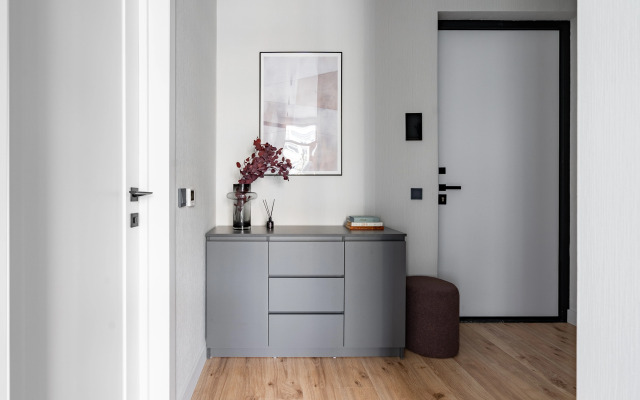 Квартира с Дизайнерским Интерьером с Террасой на Берегу Невы