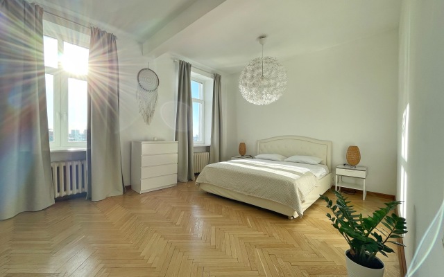 White Na Tverskoy 15 Apartments