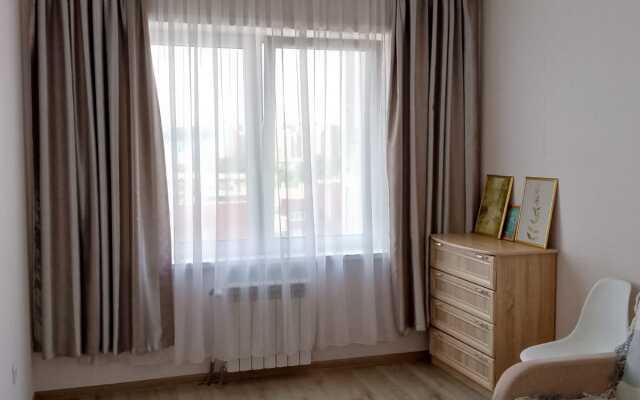 Na Mikrokhirurgii Glaza Flat