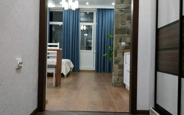 Aprel' V tsentre goroda Flat