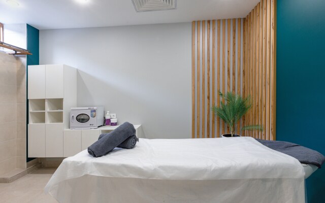 Greys Lazur Hotel
