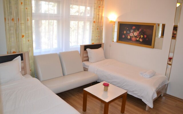 Zolotaya Rybka Hotel
