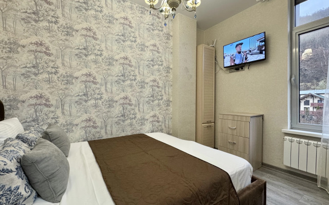 Квартира с отдельной спальней и видом на горы на Березовой 28/1 Я на море