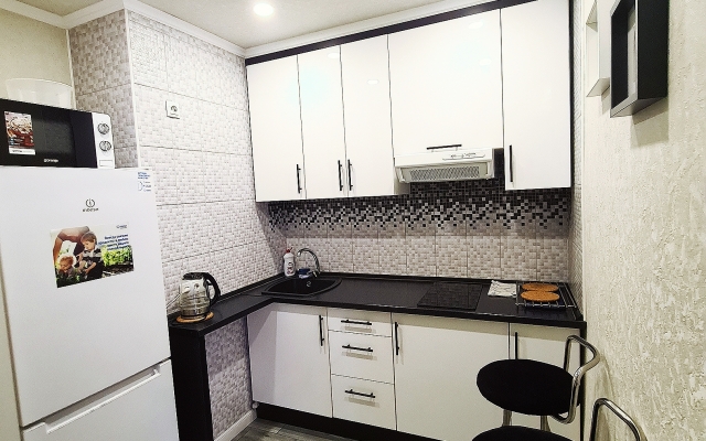 Delovoy Tsentr Omska Apartments