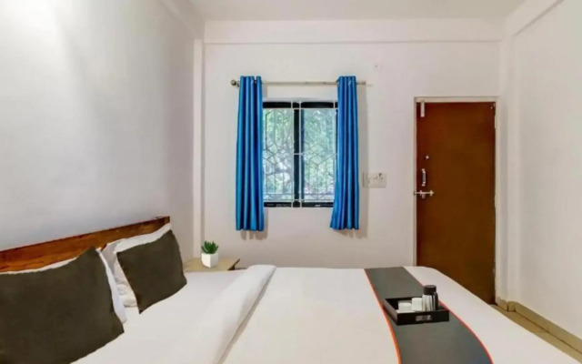 Отель Aqua Wave by YogiTree