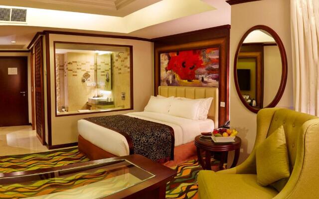 Six Seasons Hotel