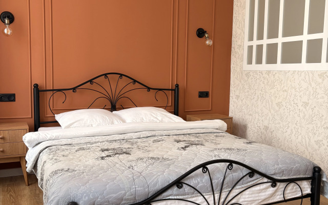 V Tsentre Goroda Flat