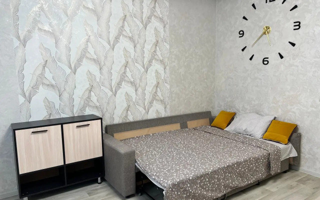 U Metro Nekrasovka Flat