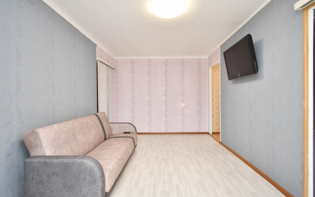 Lyubymy dom s bol'shoy garderobnoy Apartment