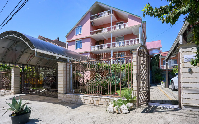 Aerostar1 Guest House