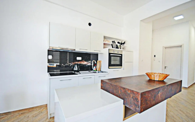 Апартаменты Sea Breeze Lux Sea View