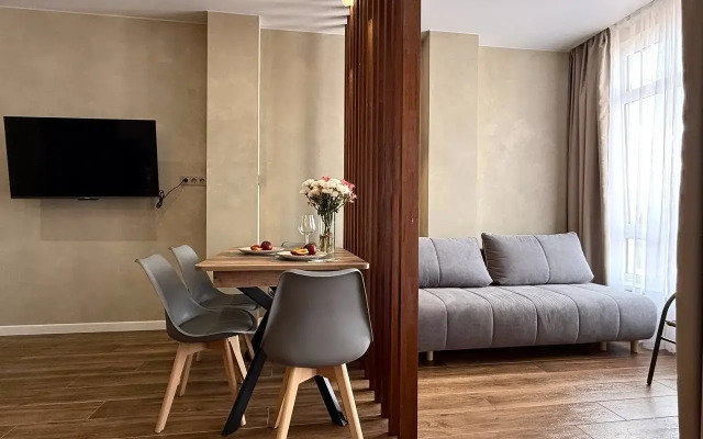 Квартира Современная студия с балконом и видом на море