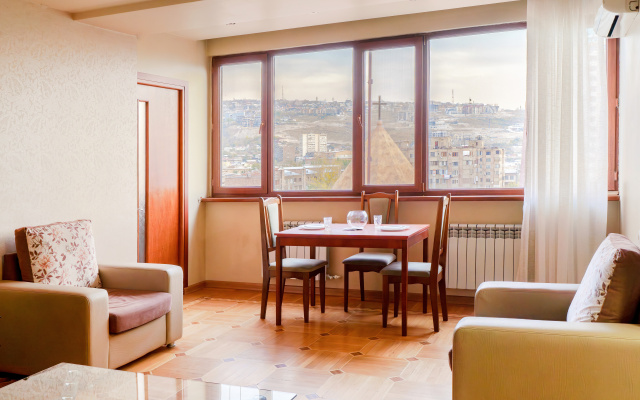 Апартаменты 2BR/Near Opera/Overlooking Yerevan/Selfenter/Keygo 24