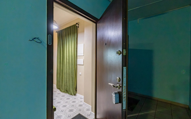 Dizaynerskaya Studiya Na Beregu Reki Flat