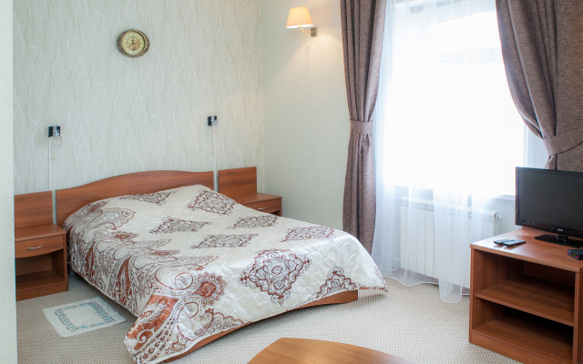 Отель Спутник