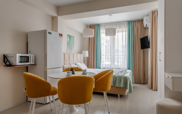 Квартира Уютная с Видом на Бассейн