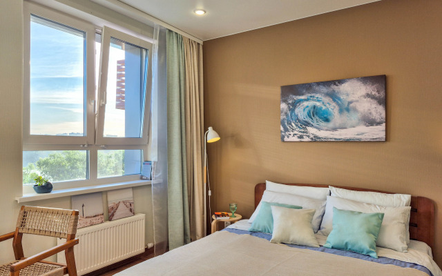 Studiya s panoramnym vidom na ozero Set Yokhoum Flat