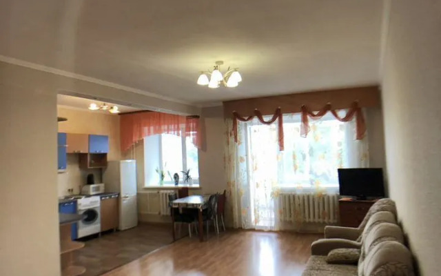 Апартаменты 61 на Базарном переулке 12