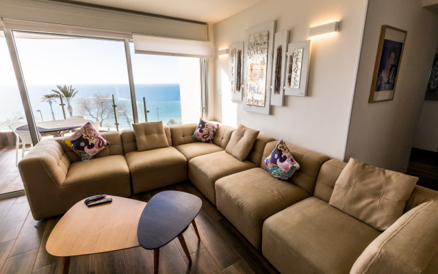 Nitza Very High Standing Sea View Apartments