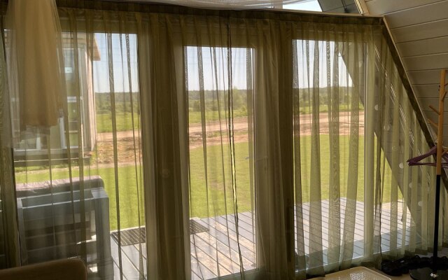 Vse Svoi Guest House