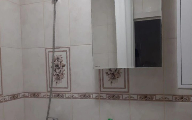 Na Ulitse Yunosti Flat