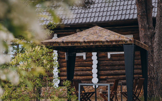 Utiny Ray Villa