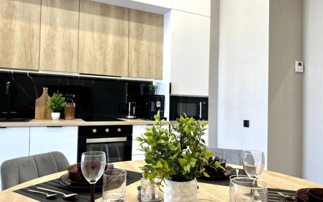 2-kh Komnatnye KranzDeluxe Rezidentsiya U Morya Apartments 1