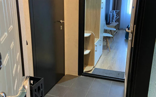 Апартаменты Студия Кореновская 2/4